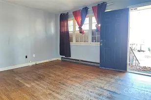 553 Derrydowne Dr, Charlotte, NC 28213 - Photo 5