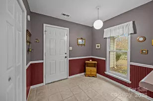 1600 Rocky Glen Ln, Charlotte, NC 28214 - Photo 9