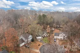 1600 Rocky Glen Ln, Charlotte, NC 28214 - Photo 21