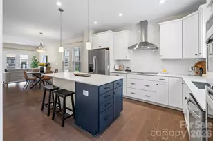 16034 Roscoe Ln, Charlotte, NC 28204 - Photo 9