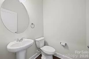 16034 Roscoe Ln, Charlotte, NC 28204 - Photo 11