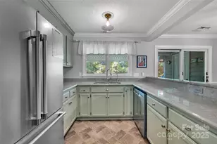 1741 Robinwood Rd, Gastonia, NC 28054 - Photo 9