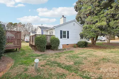 6042 Crape Myrtle Lane, Charlotte, NC 28216 - Photo 7