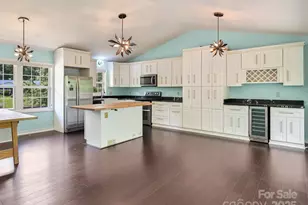 14 Spring Lake Dr, Fletcher, NC 28732 - Photo 7