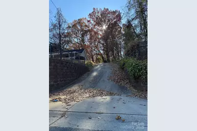 829 W Craighead Road, Charlotte, NC 28206 - Photo 3