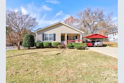 1001 West Circle, Gastonia, NC 28054 - Photo 1