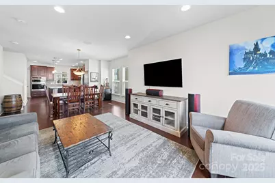 2813 Grand Union Way, Charlotte, NC 28209 - Photo 3