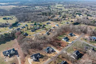 1928 Friendly Ln, Newton, NC 28658 - Photo 7