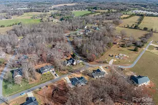 1928 Friendly Ln, Newton, NC 28658 - Photo 5