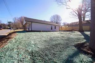 2417 Summit Ave, Kannapolis, NC 28081 - Photo 17