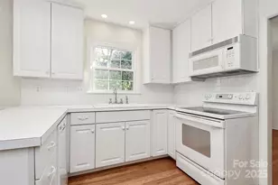 7501 Folger Dr, Charlotte, NC 28226 - Photo 9