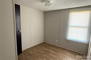 450 Ridgeland Dr, Cleveland, NC 27013 - Photo 11