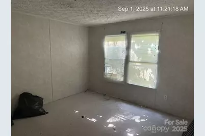 566 Plemmons Place, Marion, NC 28752 - Photo 7