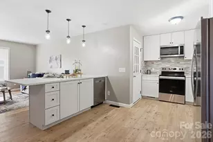 303 Ellenwood Dr, Albemarle, NC 28001 - Photo 15