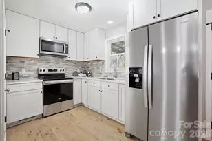 303 Ellenwood Dr, Albemarle, NC 28001 - Photo 15