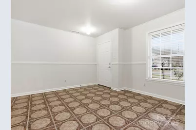 3047 Meadow Knoll Drive, Charlotte, NC 28269 - Photo 5