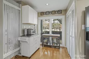 5215 Amity Springs Dr, Charlotte, NC 28212 - Photo 11