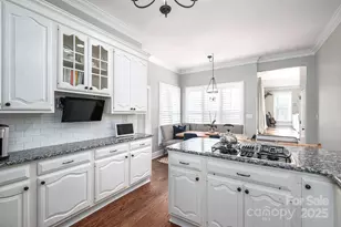 501 Maymont Dr, Cramerton, NC 28032 - Photo 7