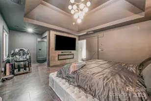 10927 Parkleigh Dr, Charlotte, NC 28262 - Photo 19