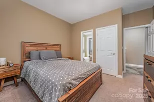 10927 Parkleigh Dr, Charlotte, NC 28262 - Photo 31