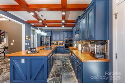 10927 Parkleigh Drive, Charlotte, NC 28262 - Photo 9