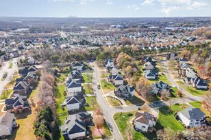 10927 Parkleigh Dr, Charlotte, NC 28262 - Photo 45