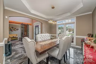 10927 Parkleigh Dr, Charlotte, NC 28262 - Photo 5