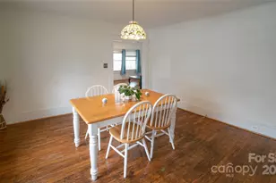 175 Blue Ridge St, Marion, NC 28752 - Photo 9