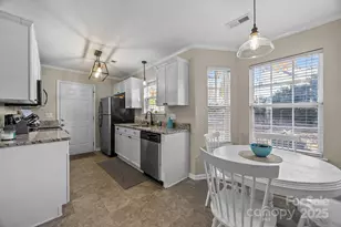 135 Shade Tree Cir, Fort Mill, SC 29715 - Photo 11