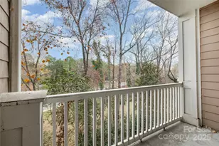 1000 E Woodlawn Rd, Charlotte, NC 28209 - Photo 17