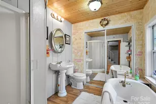 90 Davidson Gap Rd, Leicester, NC 28748 - Photo 15