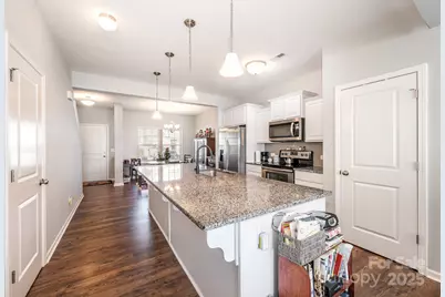 104 Blackstone Court, Statesville, NC 28677 - Photo 5