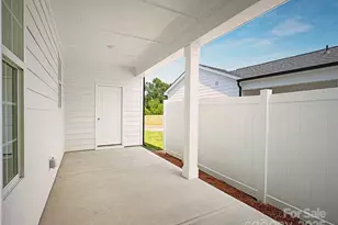 8128 Jacey Ln, Huntersville, NC 28078 - Photo 5