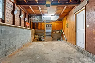 82 Morgan St, Canton, NC 28716 - Photo 41