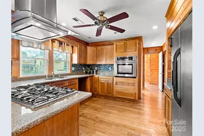 82 Morgan Street, Canton, NC 28716 - Photo 17