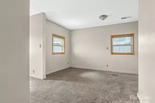 82 Morgan St, Canton, NC 28716 - Photo 31