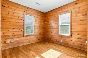 82 Morgan St, Canton, NC 28716 - Photo 25