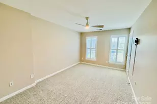 318 Shingleoak Dr, Lake Wylie, SC 29710 - Photo 25