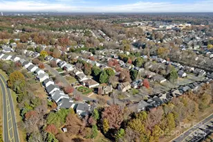 17428 Baldwin Hall Dr, Charlotte, NC 28277 - Photo 41