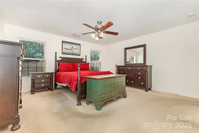 7705 Ponderosa Pine Lane, Charlotte, NC 28215 - Photo 9