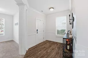 8220 Hudson Forest Dr, Charlotte, NC 28269 - Photo 3