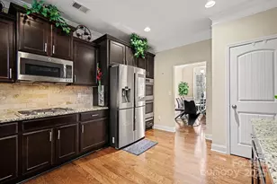 5021 El Molino Dr, Charlotte, NC 28214 - Photo 17