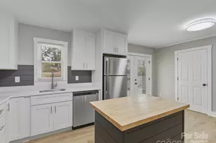 1307 N Hills Dr, Monroe, NC 28110 - Photo 17