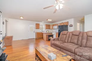 1820 Cline Pl, Lenoir, NC 28645 - Photo 5