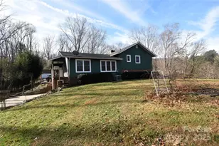 119 Pleasant Hill Cir, Waynesville, NC 28786 - Photo 3