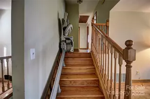 119 Pleasant Hill Cir, Waynesville, NC 28786 - Photo 17