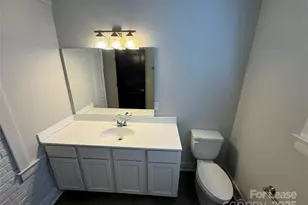 102 W 2nd Ave, Gastonia, NC 28052 - Photo 13