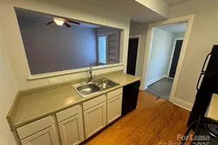 102 W 2nd Ave, Gastonia, NC 28052 - Photo 3