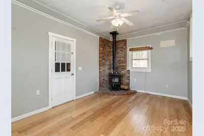 5057 Howard Gap Road, Flat Rock, NC 28731 - Photo 9