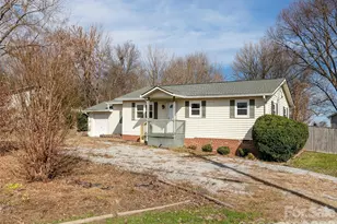 5057 Howard Gap Rd, Flat Rock, NC 28731 - Photo 1